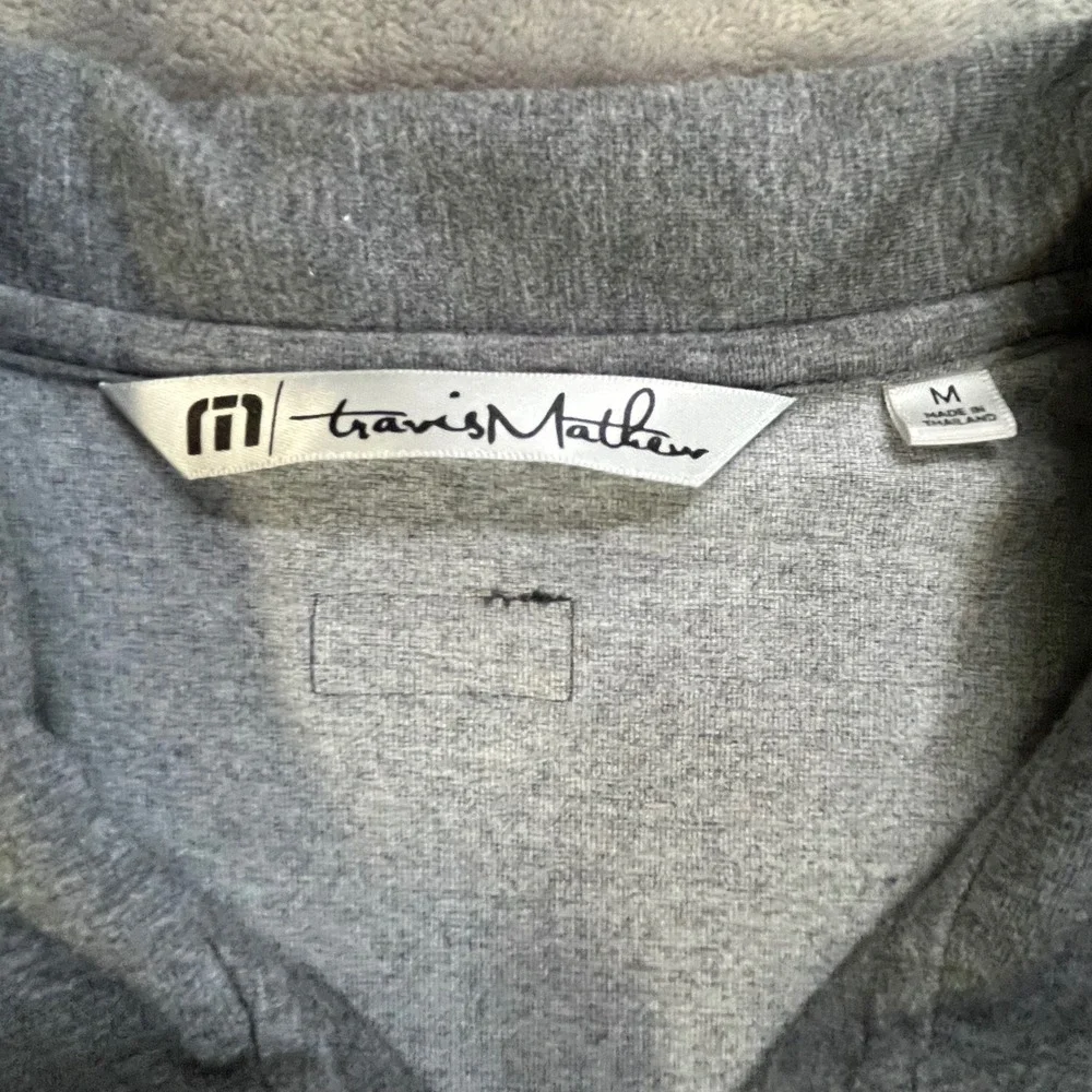 Travis Mathew Quarter Zip‎ Pullover Mens Size Medium Gray Striped Golf Sweater
